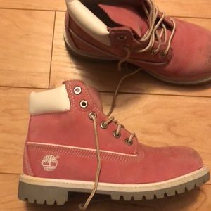 Kids pink timberlands